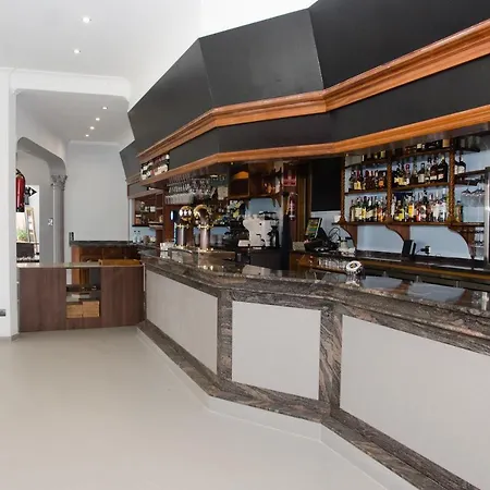 Hotel & Spa Carlos Desde 1996 * Melide